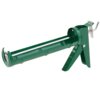 Zielony wyciskacz do mas, wykonany z metalu, z widocznym mechanizmem spustowym i uchwytem. Produkt ma cylindryczny kształt z miejscem na tubę oraz metalowy pręt do wyciskania zawartości.