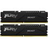 Dwa moduły pamięci RAM z czarnymi radiatorami, na których widnieją napisy: "KINGSTON FURY" oraz "BEAST", a także oznaczenie "DDR5". Radiatory mają geometryczne wzory i żółte złącza na dole.
