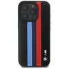 Czarne etui na telefon z trzema pionowymi, perforowanymi paskami w kolorach jasnoniebieskim, granatowym i czerwonym. W dolnej części znajduje się logo BMW oraz napis "M" z trójkolorowym motywem.