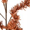 Dekoracyjny kwiat w kolorze ceglanym z drobnymi, gęstymi elementami na gałązkach, przypominający strukturę naturalnej rośliny. Gałązki są przymocowane do brązowej łodygi.