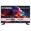 Telewizor z logo "HYUNDAI" na górze ekranu, z napisem "FHD 40"" oraz "Smart WiFi HDR" na tle kolorowych chmur. Na dolnej ramce widoczne jest logo "HYUNDAI".