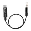 Czarny kabel z wtykiem USB-C i wtykiem mini jack, na którym widnieje napis "Saramonic". Kabel jest zwinięty w pętlę.