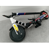 Hulajnoga elektryczna APRILIA E-SRZ 20km 300W 8.5" Biało-czarno-czerwony Wyposażenie Ładowarka