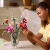 LEGO 10342 ICONS Botanicals Piękny bukiet różowych kwiatów Załączona dokumentacja Instrukcja obsługi w języku polskim