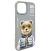 Szare etui na telefon z grafiką misia w okularach przeciwsłonecznych i kurtce z napisem "NIMMY" na piersi. Na etui widnieje tekst "LET'S GO PLAY TOGETHER" oraz "NIMMY Friends", a także symbole recyklingu.