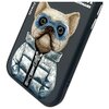 Czarne etui na telefon z grafiką psa w niebieskich okularach i białej kurtce z napisem "NIMMY". Na etui widoczny jest również tekst: "Friends" oraz "MILLIONAIRE".