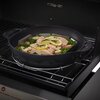 Wok na grilla WEBER Crafted 7607 Materiał wykonania Żeliwo