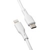 Biały kabel o długości 1,5 metra z końcówkami USB-C i Lightning, widoczny na białym tle. Produkt to "Kabel USB-C - Lightning QUALO Recycling QRC-CL-00 1.5 m Biały".