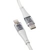 Na zdjęciu znajduje się biały kabel USB Typ-C - Lightning o długości 1,5 metra, z przezroczystymi końcówkami ukazującymi wewnętrzne obwody. Produkt jest oznaczony jako QUALO Transparent QTCN-CL-00.