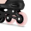 Czarne rolki z różowymi kółkami, na których widnieje napis "INLINE SKATES" oraz "ABEC 7 PU 82A". Kółka mają delikatne wzory i napisy w kolorze różowym.