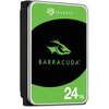 Na zdjęciu znajduje się dysk twardy z widocznym logo "SEAGATE" na zielonym tle oraz napisem "BARRACUDA" i symbolem ryby na czarnym tle. W dolnej części widnieje oznaczenie pojemności "24TB".