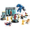 LEGO 76315 Marvel Laboratorium Iron Mana: Zbrojownia Motyw Laboratorium Iron Mana: Zbrojownia