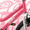 Różowo-biały rower dziecięcy z widocznymi napisami "Lady Rider" i "enero" na ramie. W tle znajduje się różowy wzór na białym tle.