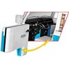 Zdjęcie przedstawia model z klocków plastikowych COBI, ukazujący wnętrze kabiny Volkswagena Transportera T2a Bus z widoczną kierownicą, deską rozdzielczą z zegarami oraz siedzeniem. Obok znajduje się powiększony fragment drzwi pojazdu z uchwytem i zawiase