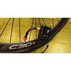 Pompka rowerowa XRIDER Rico z funkcją latarki XR00MAP01 Dodatki Etui