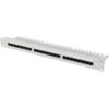Patch panel LANBERG PPU6-1124-S z 24 portami RJ-45, oznaczonymi numerami od 1 do 24, umieszczony na metalowej ramie z otworami montażowymi po bokach. Na górnej części panelu znajdują się białe pola opisowe.