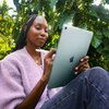 Tablet APPLE iPad Air 13" 7 gen. 2025 256 GB 5G Wi-Fi Księżycowa poświata Funkcje ekranu Powłoka oleofobowa odporna na odciski palców