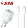 Biała ładowarka sieciowa z napisem "USAMS" i oznaczeniem "20W" oraz biały kabel USB-C do Lightning z widocznymi końcówkami, obok czerwony napis "20W" z symbolem błyskawicy.