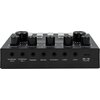 Czarny panel z sześcioma pokrętłami i sześcioma gniazdami oznaczonymi jako: "Condenser mic 2", "Condenser mic 1", "Headset", "Monitor", "Accompany", "LIVE2", "LIVE1", oraz portem USB oznaczonym "5V⎓1A PCLIVE".
