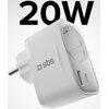 Biała ładowarka sieciowa z logo "sbs" posiada dwa porty USB oznaczone jako USB-A i USB-C oraz gniazdo elektryczne. Nad ładowarką widoczny jest duży napis "20W".