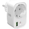 Biała ładowarka sieciowa z logo "sbs" posiada jedno gniazdo elektryczne oraz dwa porty USB oznaczone jako USB-A i USB-C.