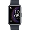 Smartwatch z czarnym paskiem i prostokątnym wyświetlaczem pokazuje godzinę 10:08 oraz datę "Fri, Oct 18". Na ekranie widoczna jest także temperatura 24°C z ikoną chmurki, a liczba kroków wynosi 7645.