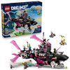 Zestaw LEGO 71500 DREAMZzz Koszmarny Rekinokręt podwodny przedstawia czarno-różowy statek w kształcie rekina z różnymi figurkami i akcesoriami. Na opakowaniu widnieje napis "LEGO DREAMZzz", a zestaw zawiera 1413 elementów i jest przeznaczony dla osób powy