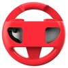 Czerwony uchwyt w kształcie kierownicy z dwoma otworami na przyciski i miejscem na Joy-Con. Produkt przeznaczony do konsoli Nintendo Switch.
