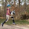 Koń na kiju SKIPPI Hobby Horse GAD03023 A3 Czarno-biały Wypełnienie Włókno silikonowe