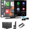 Na zdjęciu widoczny jest ekran VEN-DENS z LCD 9" CarPlay w kolorze czarnym, prezentujący interfejsy aplikacji takich jak Phone, Music, Spotify, Calendar oraz iHeartRadio. Obok ekranu znajdują się ikony CarPlay i Android Auto, a poniżej widoczne są tylne i boczne widoki urządzenia oraz kabel zasilający.