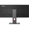 Czarno-szary monitor z zakrzywionym ekranem widoczny od tyłu, z logo "Lenovo" w lewym górnym rogu. Monitor posiada prostokątną podstawę i pionowy uchwyt z otworem, a na obudowie znajdują się niewielkie przyciski i diody.