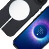 Na zdjęciu widoczne jest czarne etui z okrągłym, białym elementem oraz smartfon z wyświetlaczem pokazującym grafikę ładowania z napisem "38% Charging".