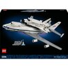 Na zdjęciu znajduje się zestaw klocków LEGO przedstawiający samolot transportujący prom kosmiczny, z widocznymi napisami "SHUTTLE CARRIER AIRCRAFT" oraz "LEGO". W dolnym rogu widnieje oznaczenie "18+ | 10360 | 2417 pcs".