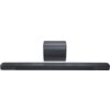 Czarny soundbar i subwoofer ustawione na białym tle. Produkt ma prosty, nowoczesny design bez widocznych napisów ani logo.