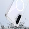 Przezroczyste etui na telefon z widocznym okrągłym wzorem i wycięciem na aparat. Produkt jest wykonany z przezroczystego materiału, a jego powierzchnia jest gładka i błyszcząca.