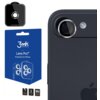 Na zdjęciu widoczna jest nakładka na obiektyw aparatu telefonu oraz opakowanie z napisem "3mk Protection Lens Pro™ Protection for iPhone". Nakładka jest zamontowana na obiektywie telefonu, a na opakowaniu znajdują się ikony oznaczające odporność na zaryso