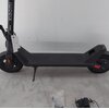 Hulajnoga elektryczna XIAOMI Electric Scooter 4 Lite (2nd Gen) 25km 300W10" Czarny Wyposażenie Instrukcja obsługi w języku polskim