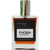 Prostokątna butelka z przezroczystego szkła zawiera pomarańczowy płyn, a na jej froncie znajduje się czarna etykieta z białym napisem: "euphoria car LIMITED EDITION PHOBIA BLACK MOON CAR FRAGRANCE". Srebrna zakrętka odbija światło, dodając elegancji całem