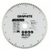 Na zdjęciu znajduje się tarcza do cięcia z oznaczeniem "GRAPHITE 57T321" o średnicy 230 mm i otworze 22,2 mm. Widoczne są piktogramy dotyczące zastosowania i bezpieczeństwa oraz tekst "EN13236", "Tarcza diamentowa", "graphite.pl" i numer "302.1224".