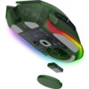 Zielona mysz komputerowa z podświetleniem RGB, widoczna od spodu, z napisem "RAZER Basilisk V3 Pro 35K" oraz symbolami certyfikacyjnymi. Obok myszy znajdują się odłączone elementy, w tym okrągła pokrywa i prostokątny moduł.