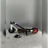 Hulajnoga elektryczna APRILIA E-SRZ 20km 300W 8.5" Biało-czarno-czerwony Wyposażenie Instrukcja obsługi w języku polskim