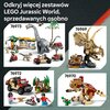 Na zdjęciu widoczne są cztery zestawy klocków LEGO Jurassic World, każdy z numerem katalogowym: 76973, 76969, 76972, 76970. Na górze zdjęcia znajduje się tekst: "Odkryj więcej zestawów LEGO Jurassic World, sprzedawanych osobno".
