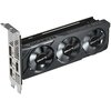 Karta graficzna z trzema wentylatorami, na której widoczne są napisy "GIGABYTE" i "GEFORCE RTX". Na panelu złącz znajdują się dwa porty DP i dwa porty HDMI.