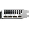 Na zdjęciu widoczny jest tylny panel karty graficznej z czterema portami wyjściowymi, z których trzy to DisplayPort, a jeden to HDMI. Obok portu HDMI znajduje się oznaczenie "HDMI", a na krawędzi panelu widnieje numer "BH0016".