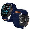 Granatowy pasek nylonowy do zegarka Apple Watch z pomarańczowymi akcentami, widoczny z przodu i z tyłu, z wyraźnym wyświetlaczem zegarka pokazującym różne wskaźniki i czas 10:09.