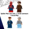 Na zdjęciu znajdują się cztery figurki LEGO przedstawiające postacie: Spider-Man, Doc Ock, J. Jonah Jameson i ciocia May. W tle widoczny jest wzór z komiksowymi motywami, a na środku umieszczony jest tekst: "Spider-Man, Doc Ock, J. Jonah Jameson i ciocia 