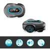 Na zdjęciu widoczny jest robot koszący w dwóch ujęciach, z góry i z boku, w kolorze szaro-niebieskim z widocznym logo "Gardena". Poniżej znajdują się cztery ikony przedstawiające funkcje: "Trim-to-edge", symbol roślin, przekreślony głośnik oraz schematycz