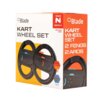 Pudełko produktu z napisem "Blade" i "KART WHEEL SET" zawiera grafikę dwóch kierownic do konsoli Switch, z oznaczeniem "2 RINGS 2 AROS". Na opakowaniu widnieje także napis "for/para N SWITCH 2" oraz "Switch Oled Switch".