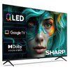 Telewizor z wyświetlaczem prezentującym kolorowy obraz twarzy z zielonymi i pomarańczowymi akcentami oraz teksty: "QLED", "Google TV", "Dolby Vision Atmos" i logo "SHARP".