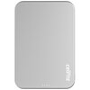 Szary powerbank o prostokątnym kształcie z zaokrąglonymi krawędziami, posiada centralnie umieszczony okrągły wzór oraz pionowy prostokąt poniżej. Na powierzchni widoczny jest napis "Qi2".